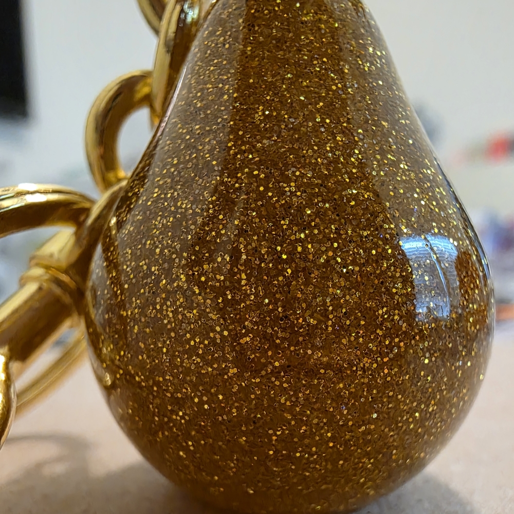 Gold Glitter Pear Keychain - Picture 2 of 5